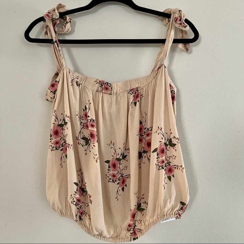 GUESS Floral Sleeveless Top with Tie-Up Straps Size Extra Large